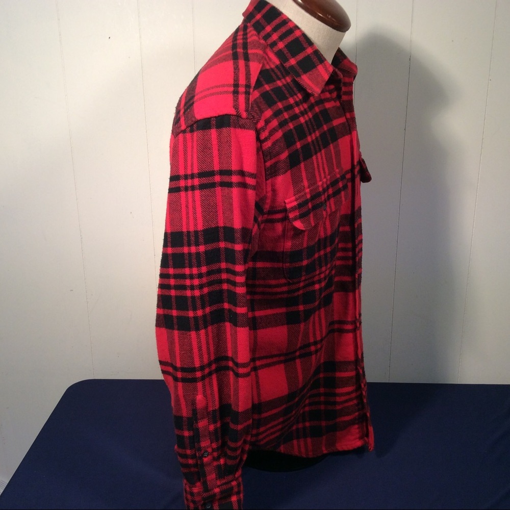 Buffalo Plaid Mens Flannel Shirt made by GAP size medium - Picture 5 of 6